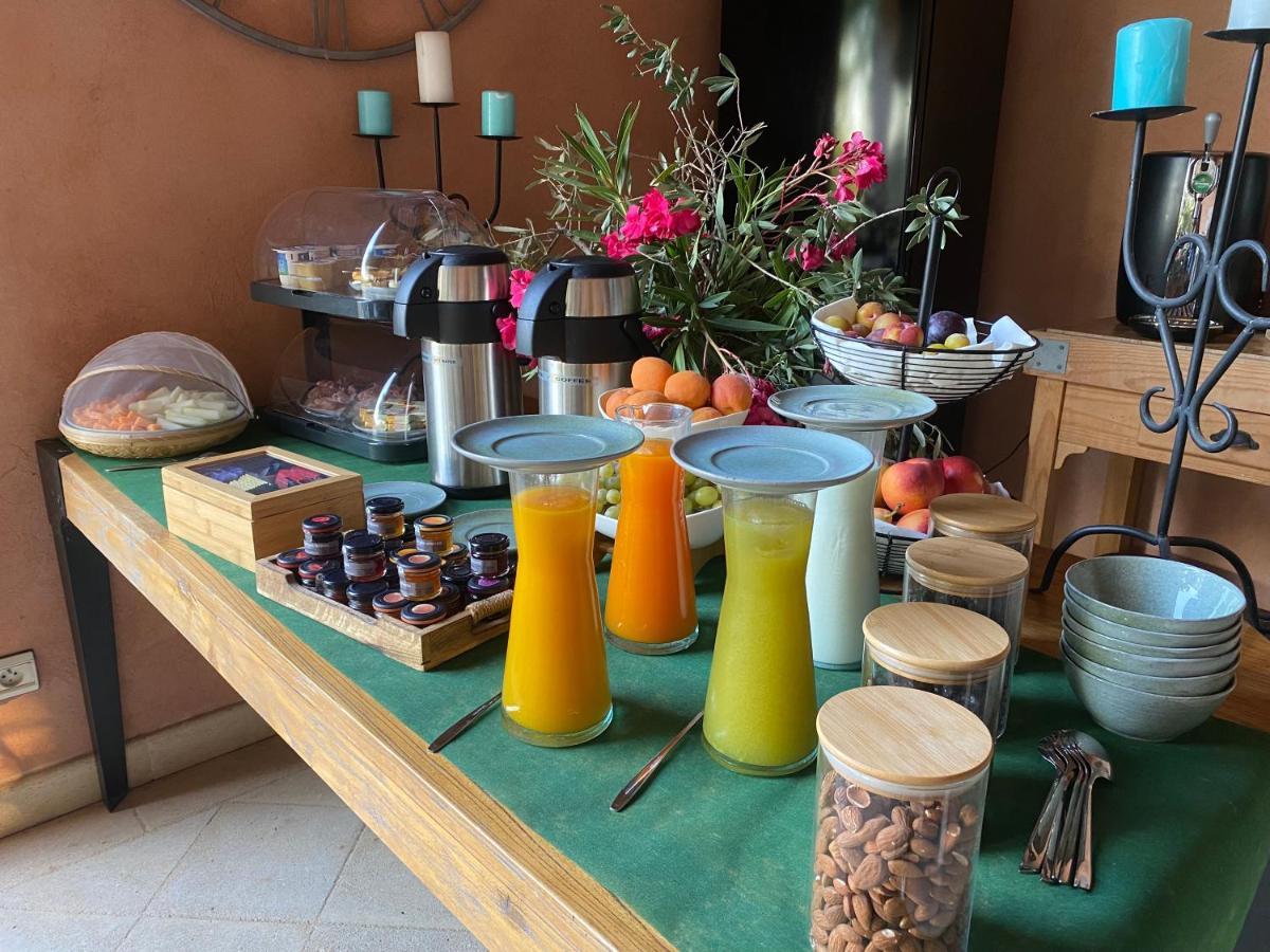 Hestia Bed & Breakfast Robion en Luberon Eksteriør bilde