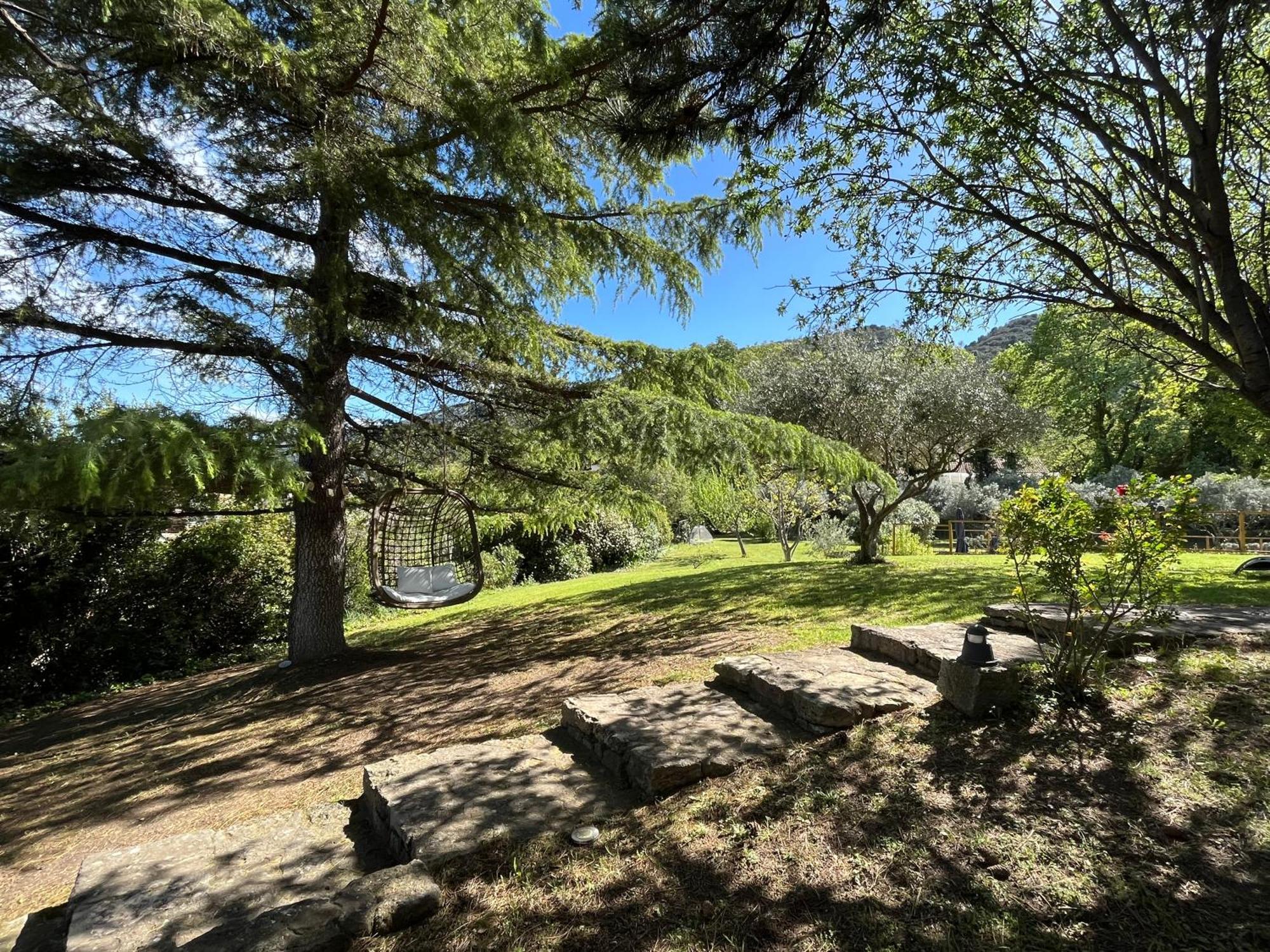 Hestia Bed & Breakfast Robion en Luberon Eksteriør bilde